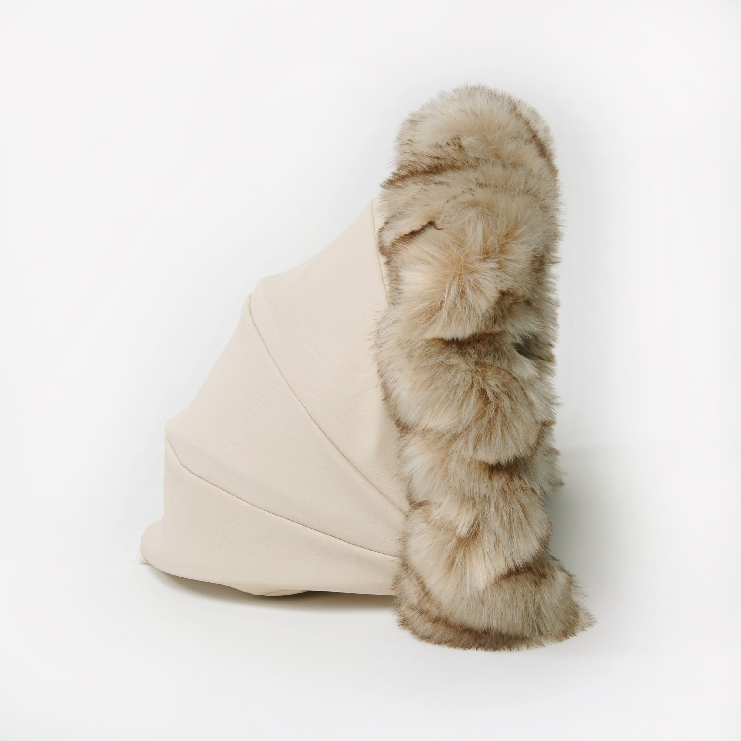 Winter set for stroller, muff and fur collar for the canopy – beige and medium long fur – ,,BOMBA” FUR - Image 8
