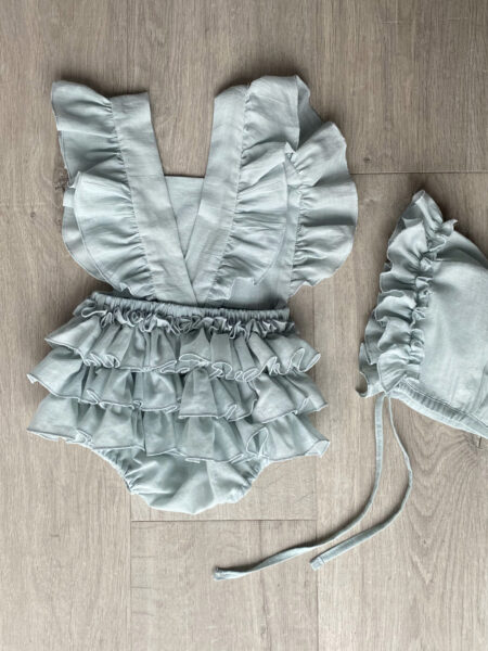 Komplet Rampers z falbankami + czapeczka - miętowy