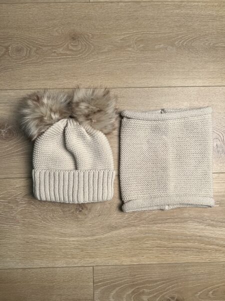 Czapka z kominem BEŻOWA -wiek: 1-3 latek  pompony futerko do wyboru