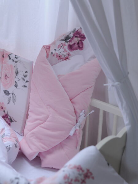 Rożek/otulacz niemowlęcy - “Light Pink Roses”
